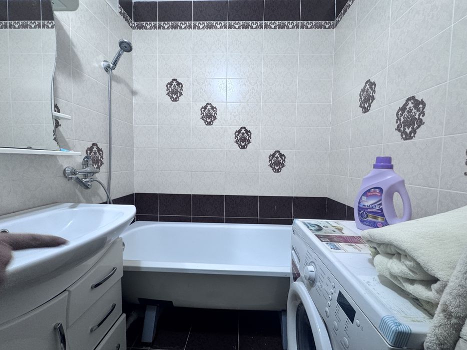 Продается 3 х комнатная в 6 микрорайоне