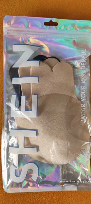 Sutien Invizibil Autoadeziv