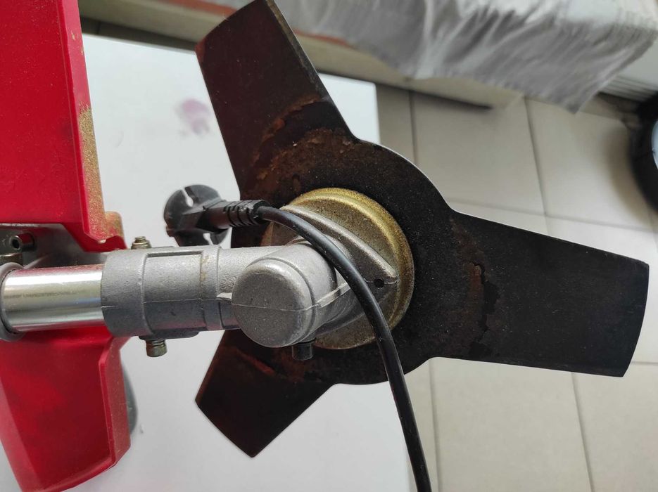 Електрически тример Raider RD-EG02 / 1200W