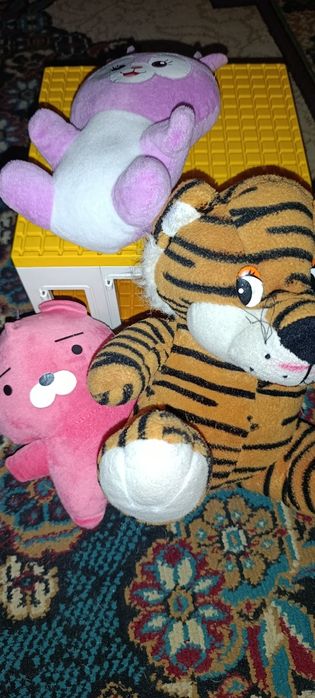 Продаются игрушки