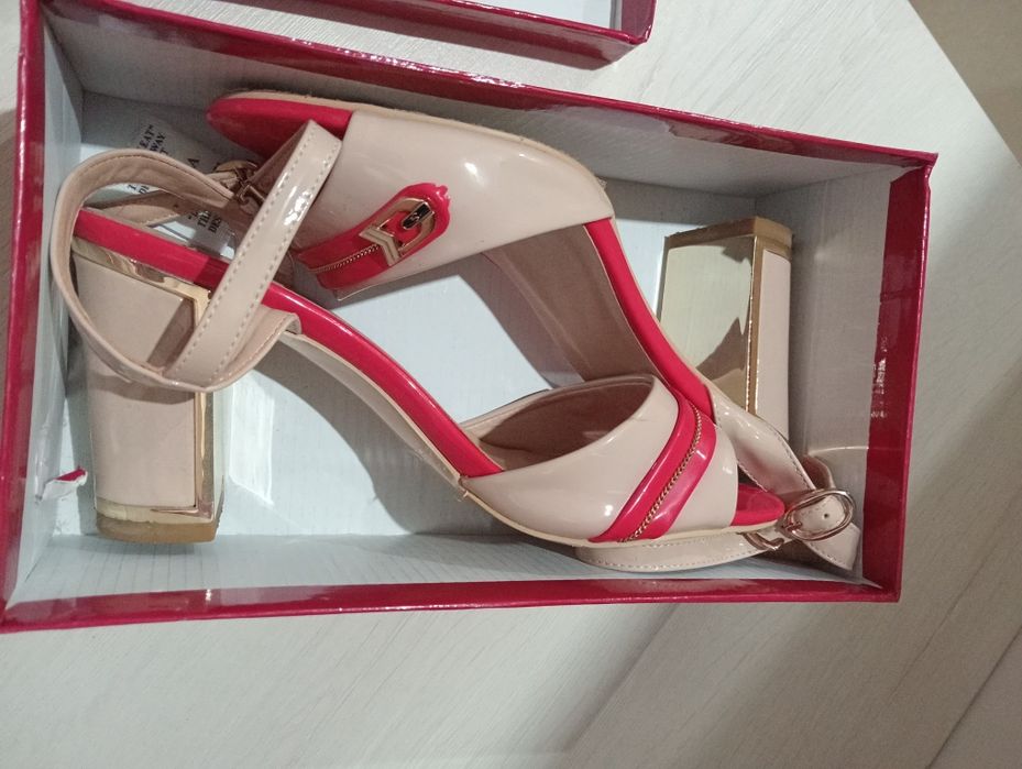 Босоножки 37 р недорого