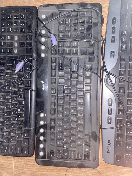 Продам бу 4 клавиатуры с разьемом PS/2
