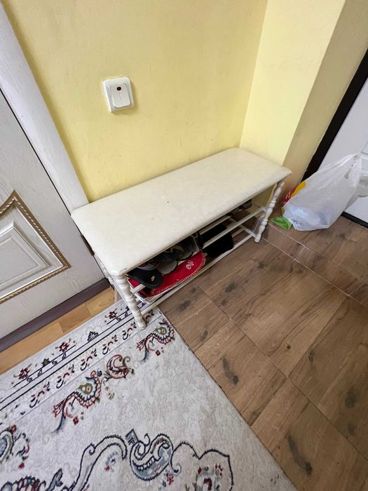 Б/У Диван, пуфик -скамейка