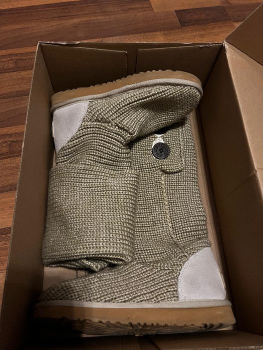UGG Crosetate originale