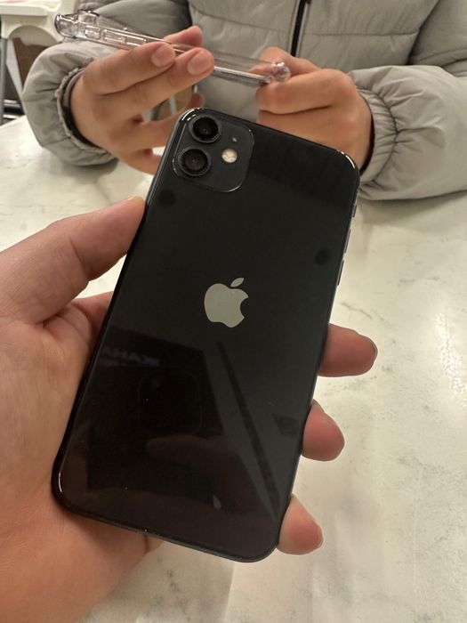 Продается айфон 11