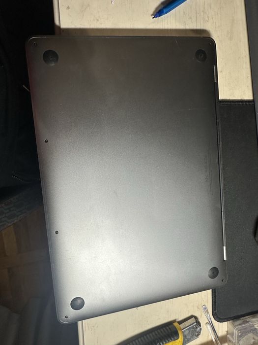 Macbook pro 2017,  250gb 8 gb 2TB3 port