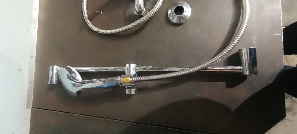 Смеситель для ванны