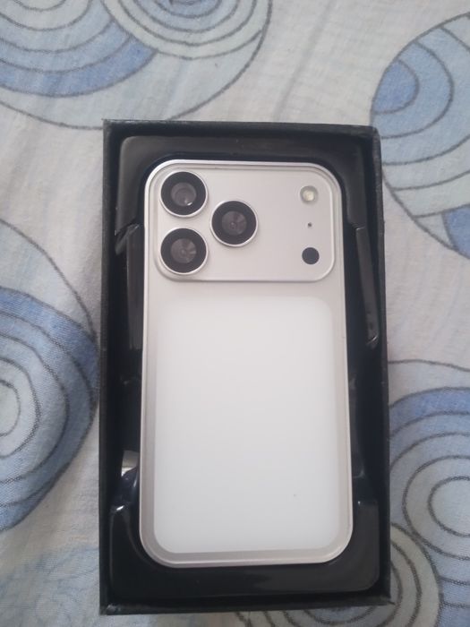 iPhone Android  17 mini de. Copii merg. Toate aplicațiile cu. Card  sim