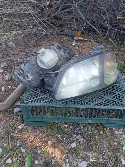 Продам фары от Субару аутбак
