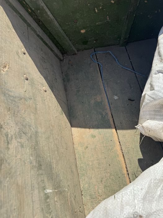 Сандък от каруца в перфектно състояние с метален обков