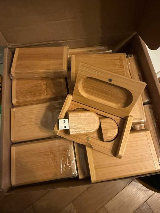 флашки - с вървени кутийки