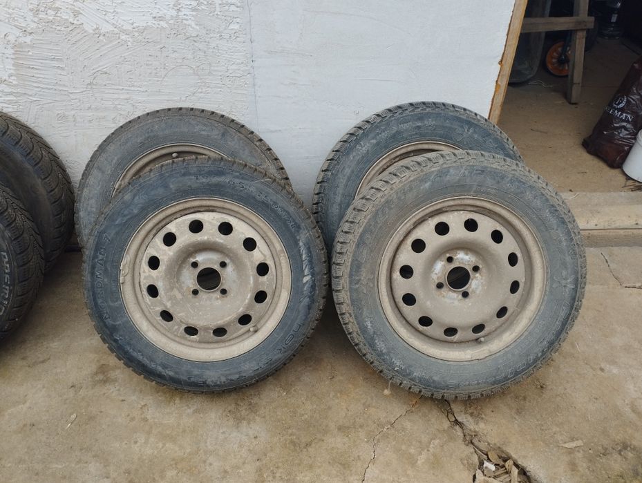 Продам штампованые диски Renault Logan и Sandero R15