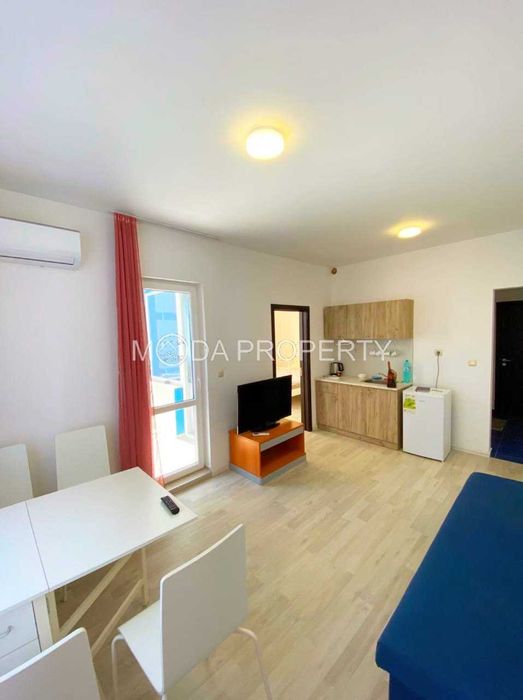 Продава се Двустаен апартамент в Поморие - 52 кв.м за 1115 €/кв.м - Снимка #2