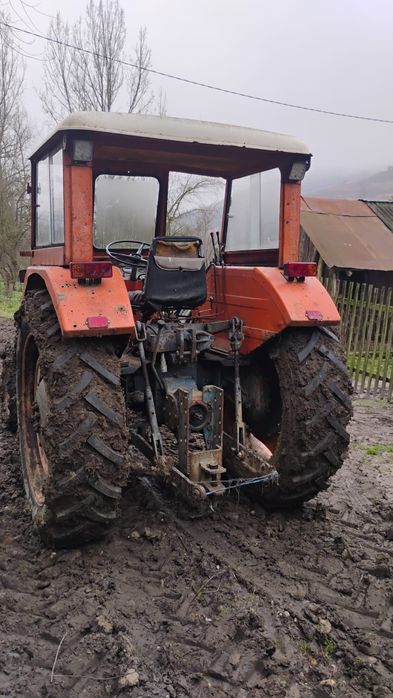 Vând tractor fiat 615