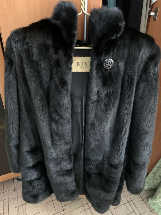 Надевалось всего два раза