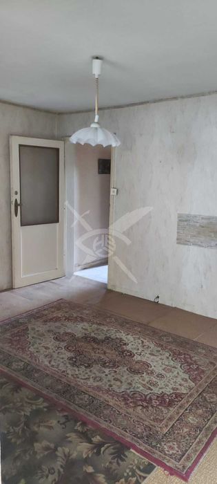 Продава се Тристаен апартамент в Пловдив, Център - 802 кв.м за 241 €/кв.м - Снимка #3