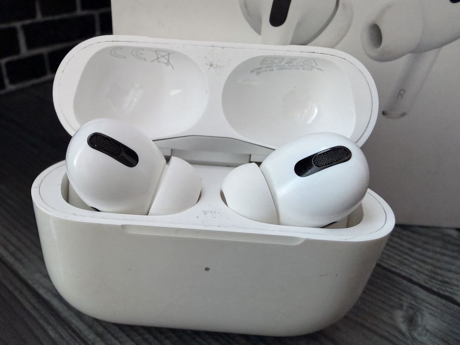 Оригинальные AirPods Pro Первое поколение