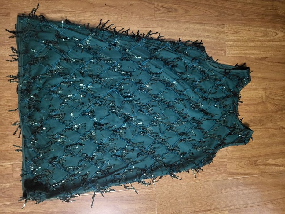 Vând Rochiță Dama