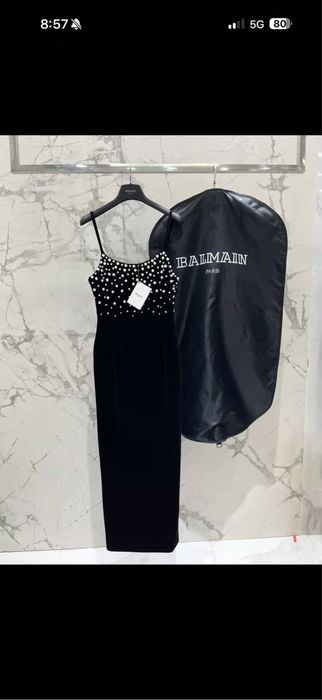 Дрехи от всякакъв бранд