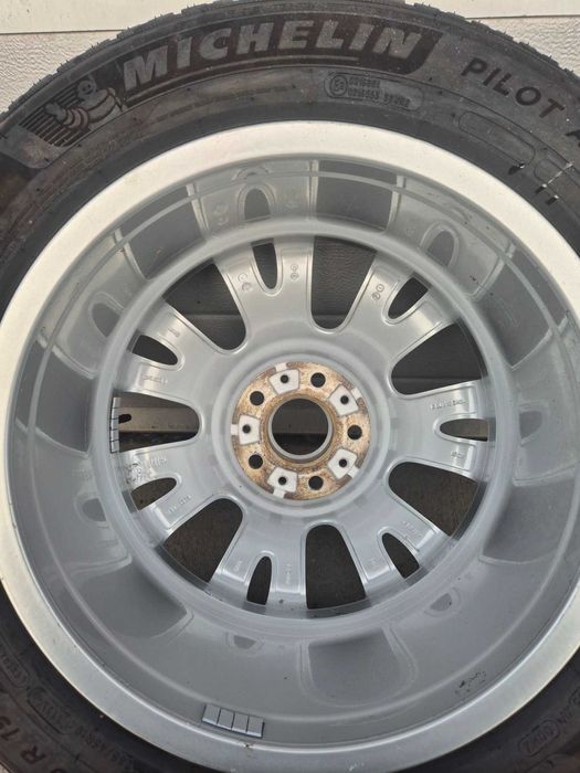 Оригинални джанти със зимни гуми 19" цола, М-спорт пакет за BMW X5 E70