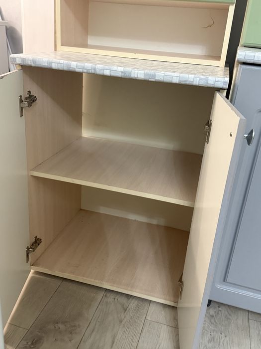 Кухонный гарнитура