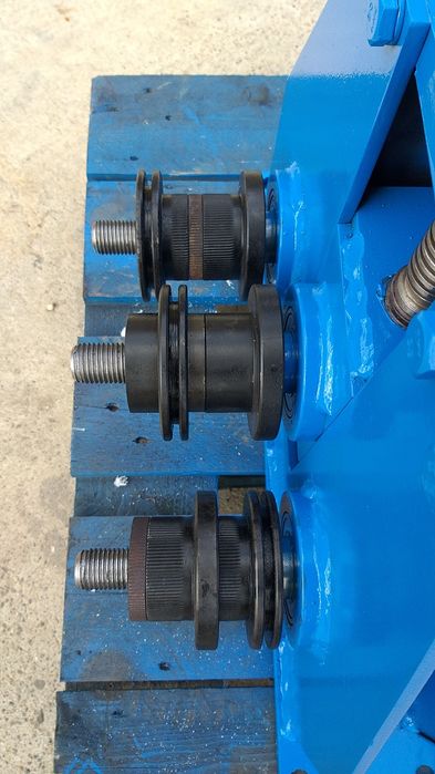 Masina de roluit/indoit  teava