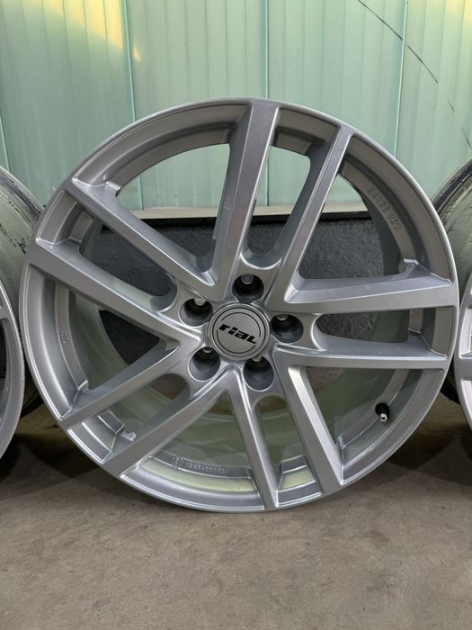 Jante aliaj RIAL R18 5x112 7.5J et39