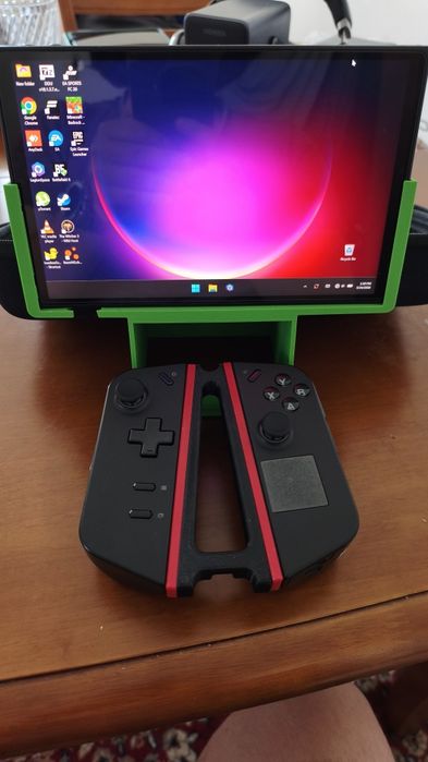 Lenovo Legion Go Z1 Extreme / 16GB / 512GB + аксесоари (Приемам интересни бартери)