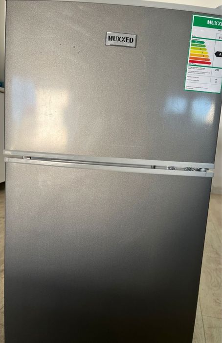 Продам новый холодильник