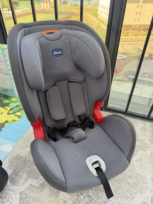 Автокресло Chicco