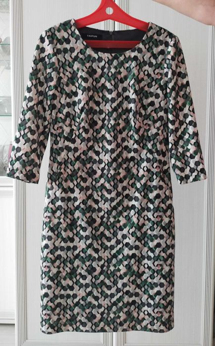 Продам платье в отличном состоянии