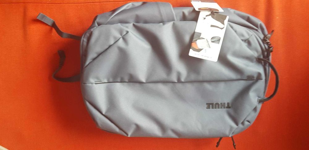 Vand RUCSAC Calatorie/Drumetie/52CM THULE AION 40L,NOU,culoare ARDEZIE