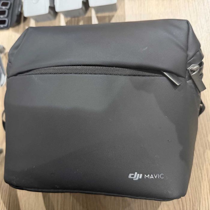 Продавам DJI Mavic Air 2 Fly More Combo