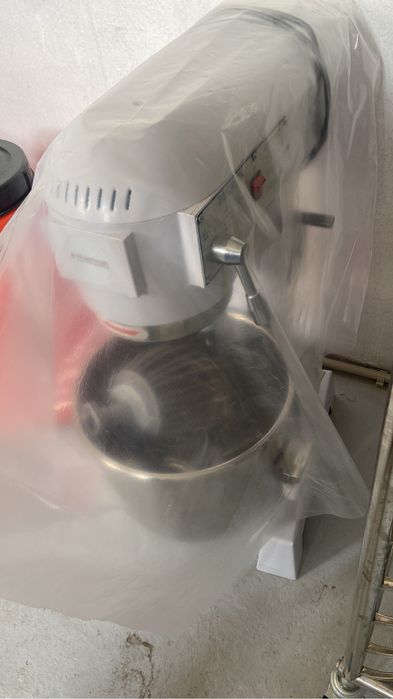 Продам оборудование для пекарни