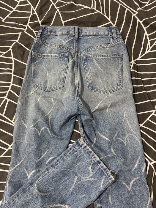 Лимитирани дънки Zara