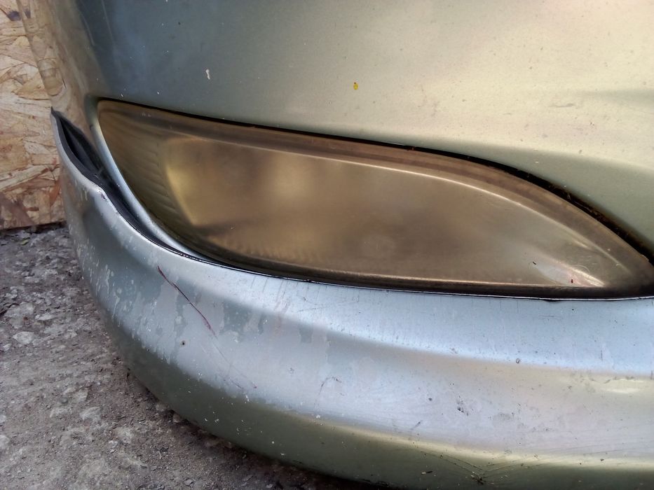 Передний бампер Тойота Камри XV30