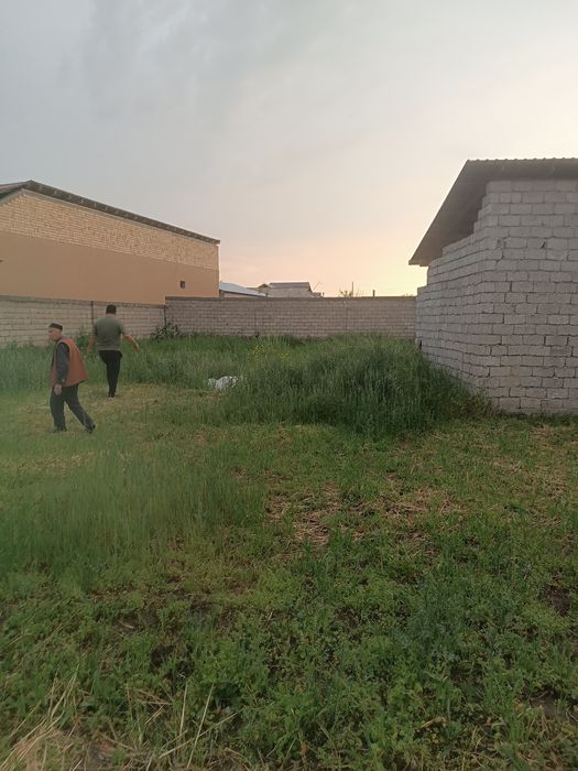 6 сотих ер майдони сотилади