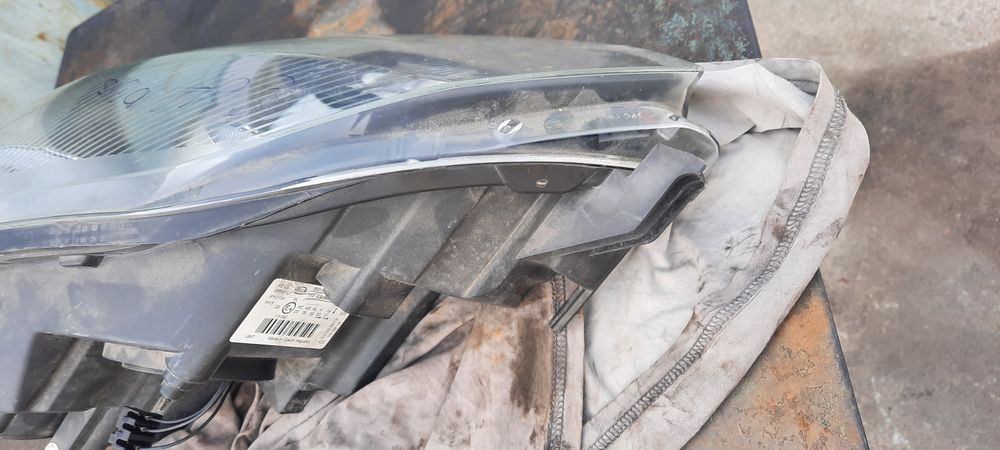 Фар ляв фолксваген голф 6 плюс