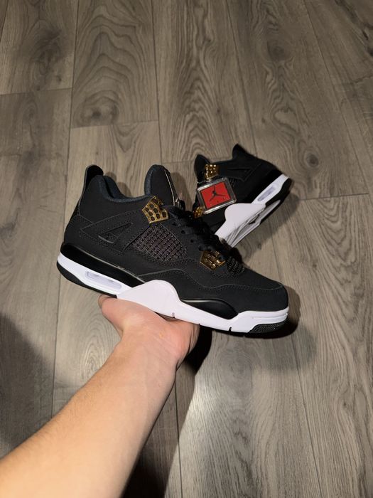 Jordan 4