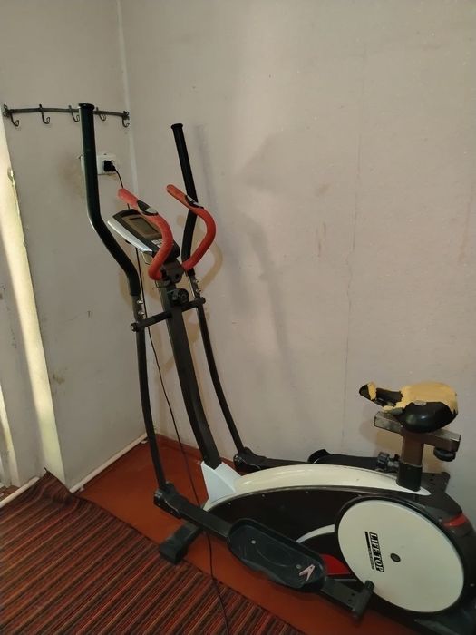 Velo trenajor sotiladi