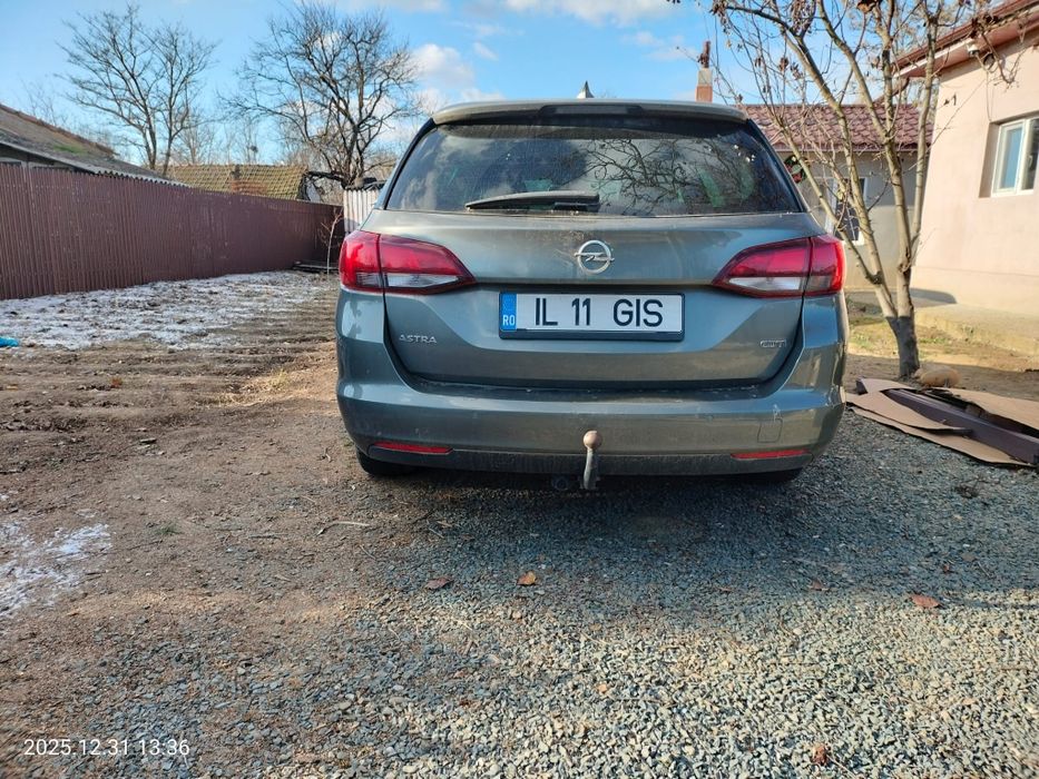 De vânzare astra sport