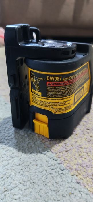 Laser cu linii roșii DeWalt DW087