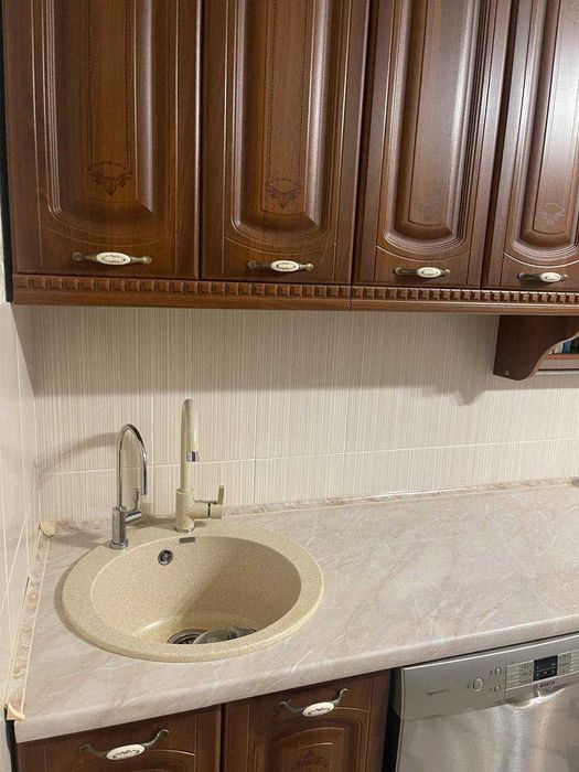 Продажа 4-комнатной в Центре!