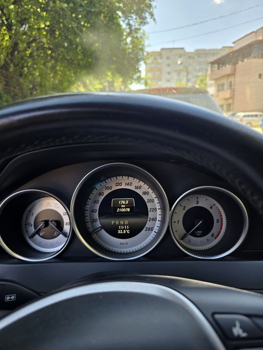 MERCEDES-BENZ CLE 2014 — imagine 4
