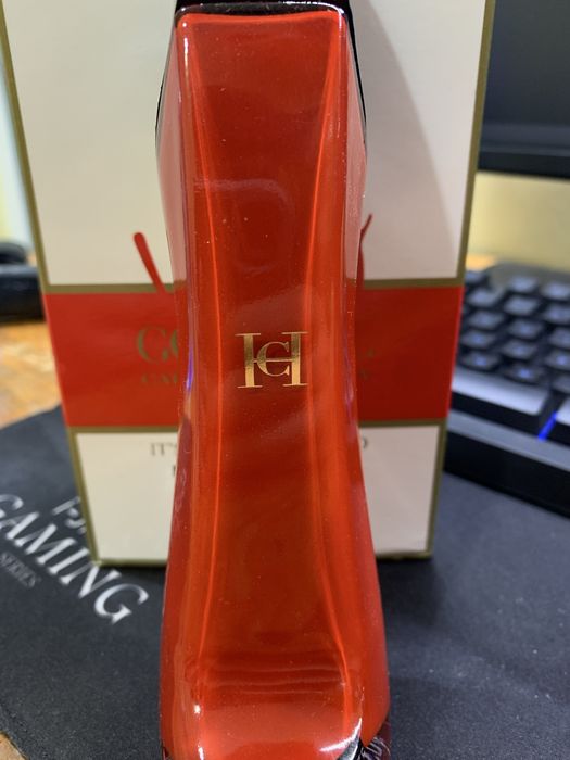 ОРИГИНАЛЕН Carolina Herrera Very Good Girl 80 ml
