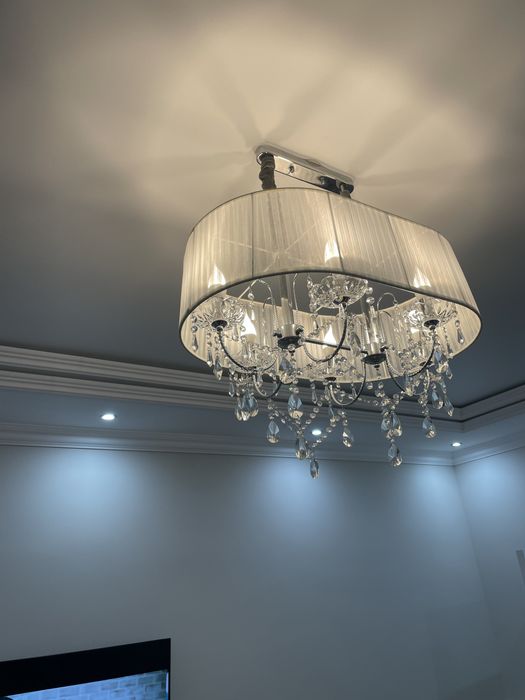 Продается люстра