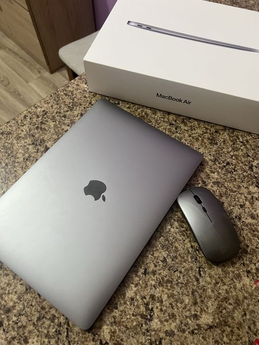 Новый Макбук Айр сатылады