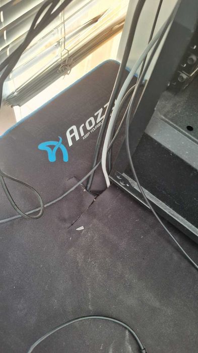 Цял setup с бюро и стол