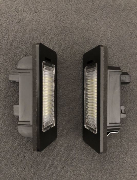 Set lampa iluminat numar inmatriculare led Bmw Seria 3 5 X1 X5 X6 E90