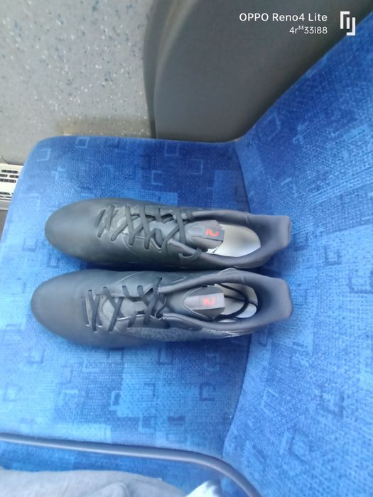 Pantofi Fotbal Kipsta marimea 44 - 45